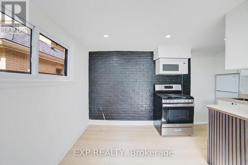 28 Springbank Drive, London South, ON -  Photo Showing Other Room