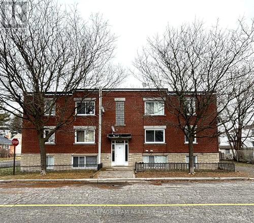 3 - 187 Bradley Avenue, Ottawa, ON - Outdoor
