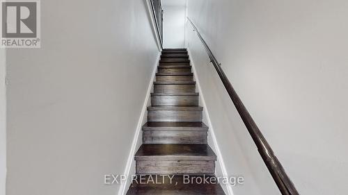 78 Martimas Avenue, Hamilton, ON - Indoor Photo Showing Other Room