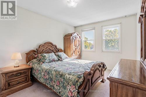 267 Macedonia Crescent, Mississauga, ON - Indoor Photo Showing Bedroom