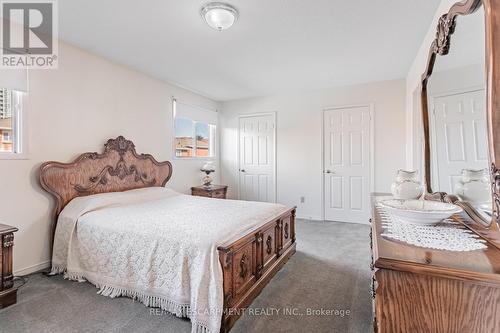 267 Macedonia Crescent, Mississauga, ON - Indoor Photo Showing Bedroom