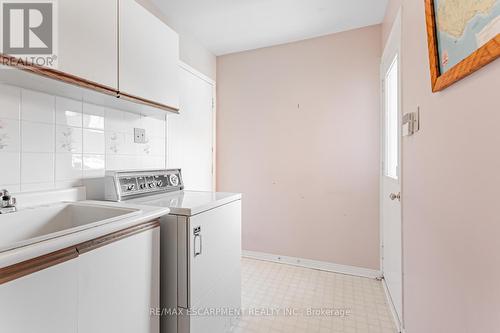 267 Macedonia Crescent, Mississauga, ON - Indoor Photo Showing Laundry Room