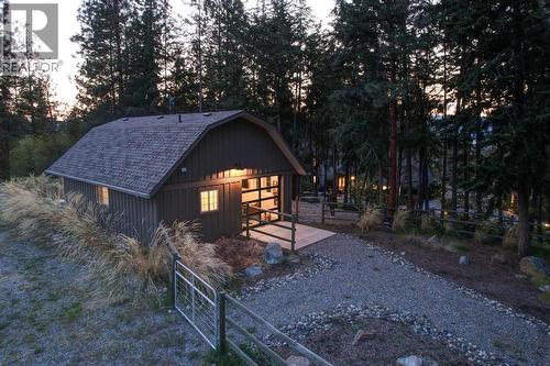 2957 Harvard Road, Kelowna, BC - Outdoor