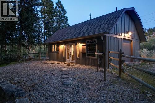 2957 Harvard Road, Kelowna, BC - Outdoor