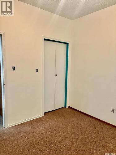 210 South Avenue E, Hafford, SK - Indoor Photo Showing Other Room