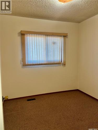 210 South Avenue E, Hafford, SK - Indoor Photo Showing Other Room