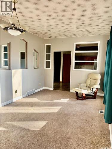 210 South Avenue E, Hafford, SK - Indoor Photo Showing Other Room