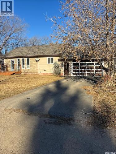 210 South Avenue E, Hafford, SK - Outdoor