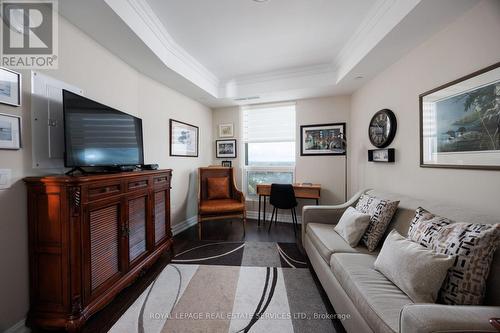 1802 - 2060 Lakeshore Road, Burlington, ON - Indoor Photo Showing Other Room