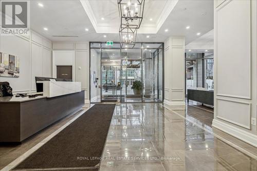 1802 - 2060 Lakeshore Road, Burlington, ON - Indoor Photo Showing Other Room