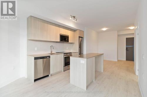 1109 - 2088 James Street, Burlington, ON - Indoor Photo Showing Kitchen With Stainless Steel Kitchen