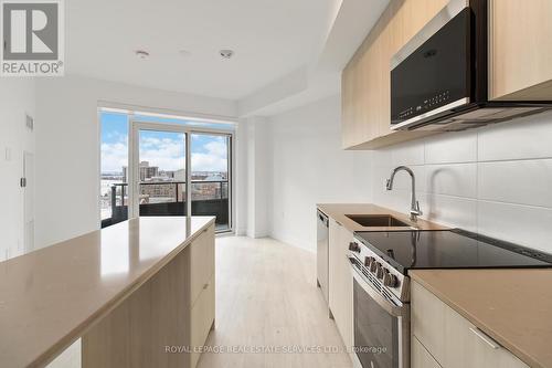 1109 - 2088 James Street, Burlington, ON - Indoor Photo Showing Kitchen