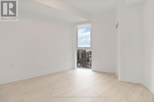 1109 - 2088 James Street, Burlington, ON - Indoor Photo Showing Other Room