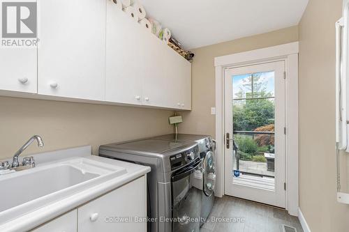 14294 Winston Churchill Boulevard, Caledon, ON - Indoor Photo Showing Laundry Room