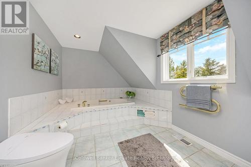 14294 Winston Churchill Boulevard, Caledon, ON - Indoor Photo Showing Bathroom