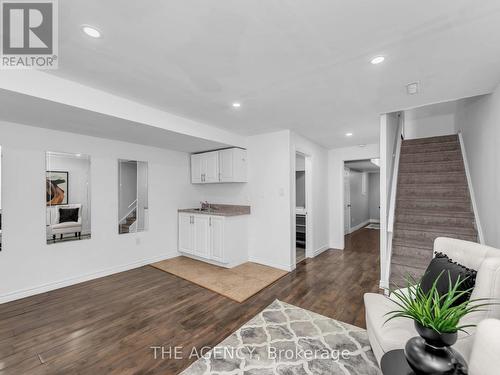 3 Rockgarden Trail, Brampton, ON - Indoor