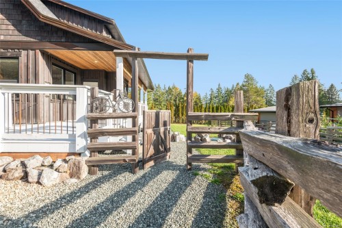 6373 Salal Rd, Port Alberni, BC 