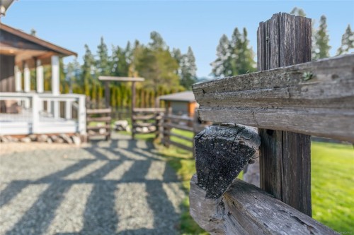 6373 Salal Rd, Port Alberni, BC 