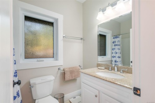 6373 Salal Rd, Port Alberni, BC 