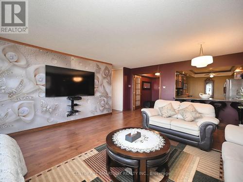 512 - 320 Mill Street S, Brampton, ON - Indoor Photo Showing Living Room