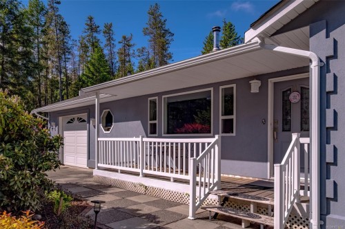 1356 Meadowood Way, Qualicum Beach, BC 
