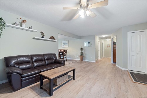 1356 Meadowood Way, Qualicum Beach, BC 