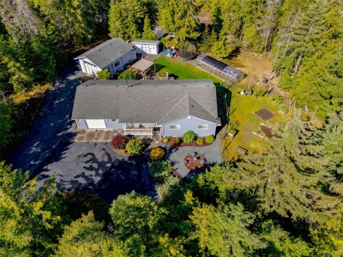 1356 Meadowood Way, Qualicum Beach, BC 