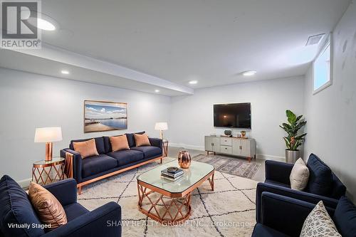 184 Patricia Avenue, Kitchener, ON - Indoor Photo Showing Living Room