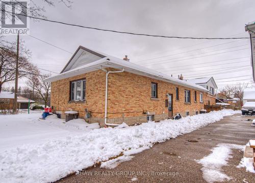 184 Patricia Avenue, Kitchener, ON - Outdoor
