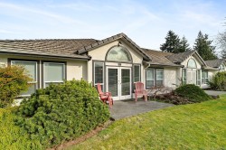 407-264 McVickers St  Parksville, BC V9P 2N5