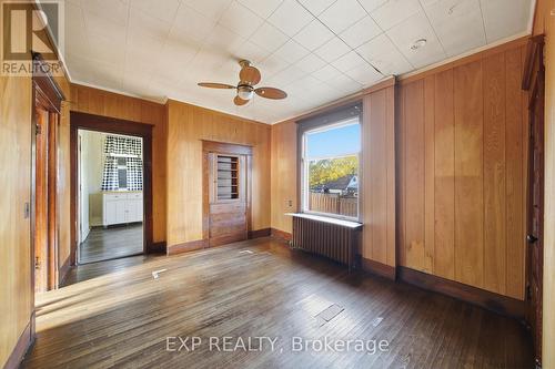 160 Head Street N, Norfolk, ON - Indoor Photo Showing Other Room