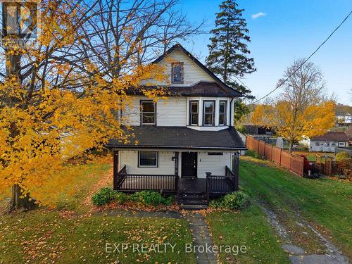 160 Head Street N, Norfolk, ON - Outdoor