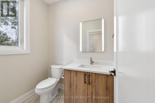 845 Melfa Crescent, Ottawa, ON - Indoor Photo Showing Bathroom