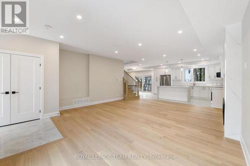 845 Melfa Crescent, Ottawa, ON - Indoor Photo Showing Other Room