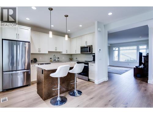 12875 Lake Hill Lane  Lake Country, BC V4V 2S9