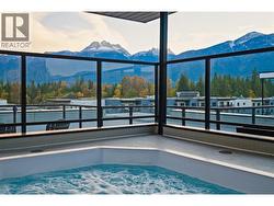 2 Hot Tubs on roof top - 