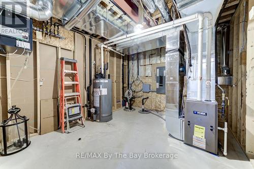 91 Summer View Avenue, Collingwood, ON - Indoor Photo Showing Basement