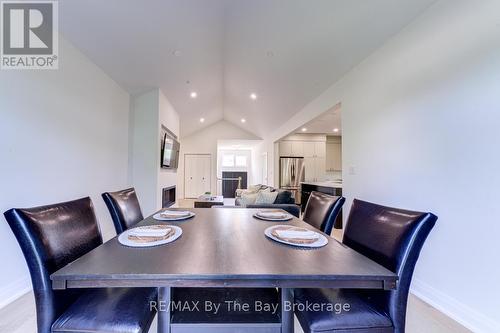91 Summer View Avenue, Collingwood, ON - Indoor Photo Showing Dining Room