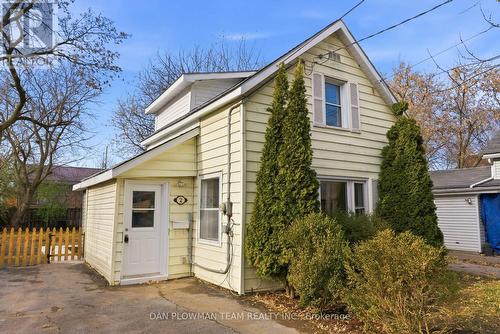 2 WICKETT STREET  Belleville, ON K8P 3W6