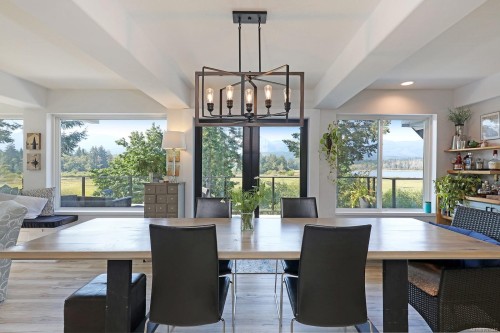 7703 Tozer Rd, Fanny Bay, BC 