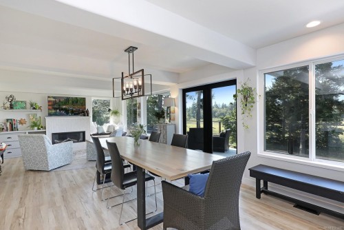 7703 Tozer Rd, Fanny Bay, BC 