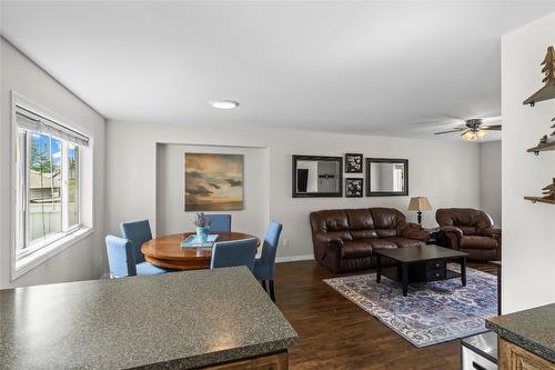 2395 Shannon Ridge Drive, West Kelowna, BC - Indoor