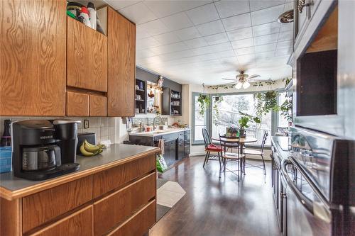 2017 Catt Avenue, Lumby, BC - Indoor Photo Showing Kitchen