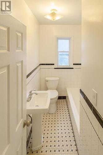 58 - 58 Kappele Avenue, Toronto, ON - Indoor Photo Showing Bathroom