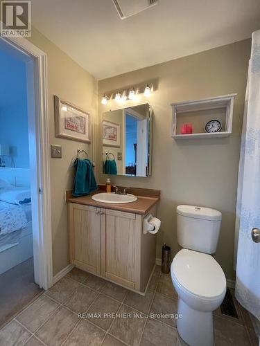 105 Courtney Crescent, Barrie, ON - Indoor Photo Showing Bathroom