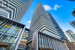 708 - 50 CHARLES STREET E  Toronto, ON M4Y 0C3