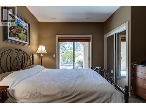 1795 Country Club Drive Unit# 105, Kelowna, BC - Indoor Photo Showing Bedroom