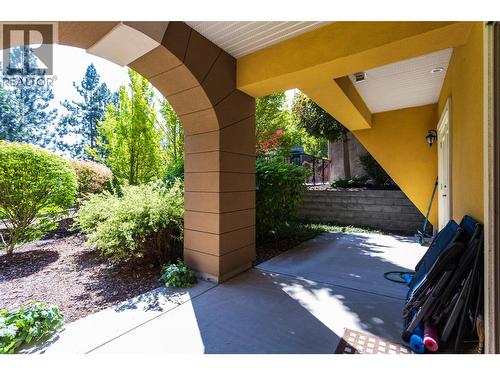 1795 Country Club Drive Unit# 105, Kelowna, BC - Outdoor With Exterior