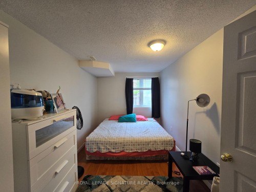 Lower-8 St Eugene Street, Brampton, ON - Indoor Photo Showing Bedroom