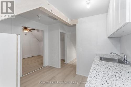 565 Yonge Street, Midland, ON - Indoor